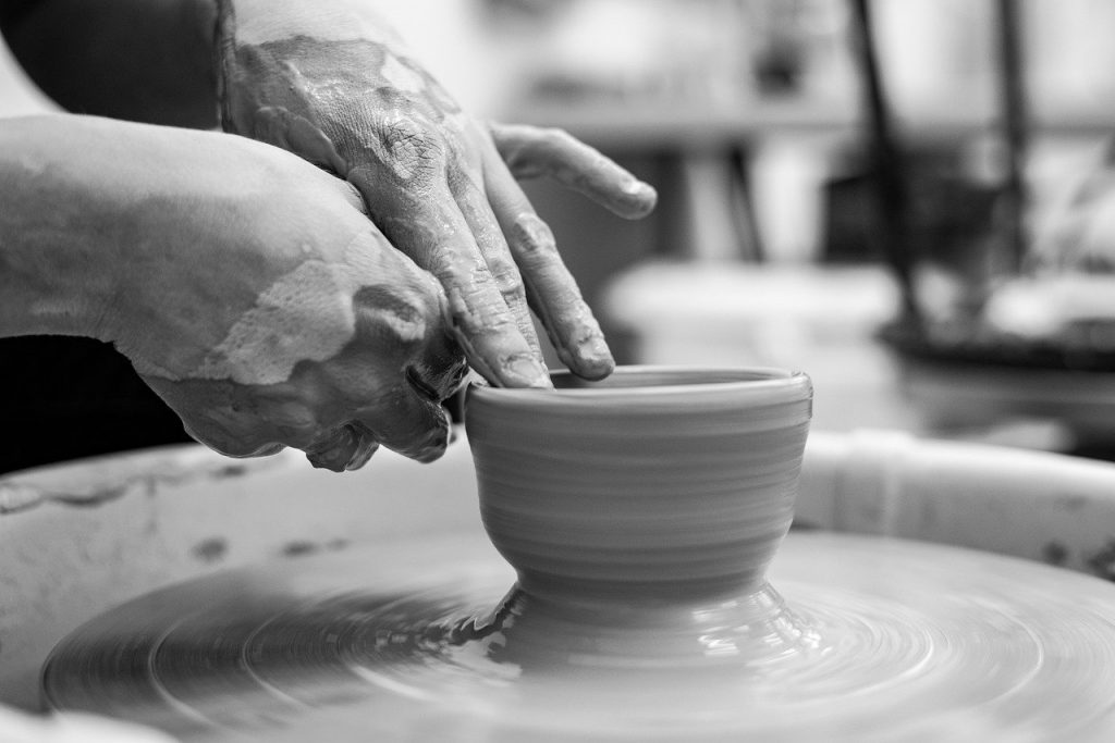 pottery, handcraft, clay-4618917.jpg